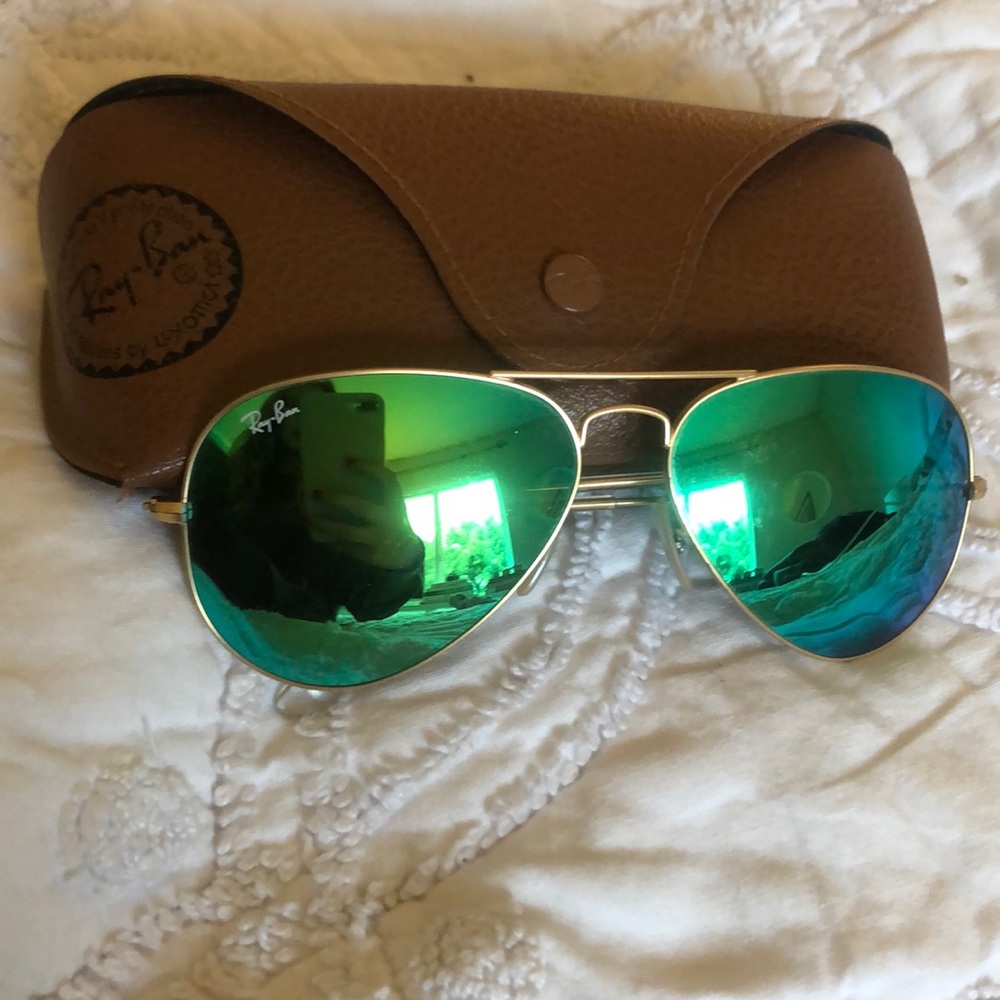 Ray-Ban Aviator Sunglasses
